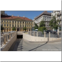 Budapest Jozsef Nador ter (07330182).jpg